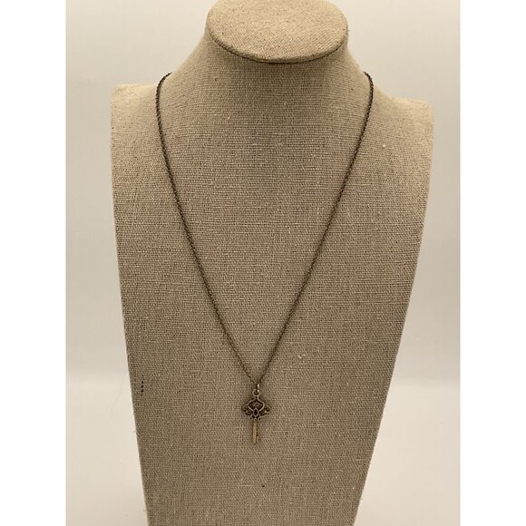 Vintage Gold Tone Key Pendant Necklace Adjustable Chain - Picture 1 of 5